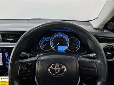 2016 Toyota Corolla - Thumbnail