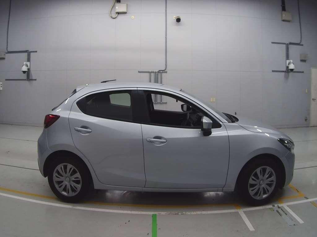 2019 Mazda Demio