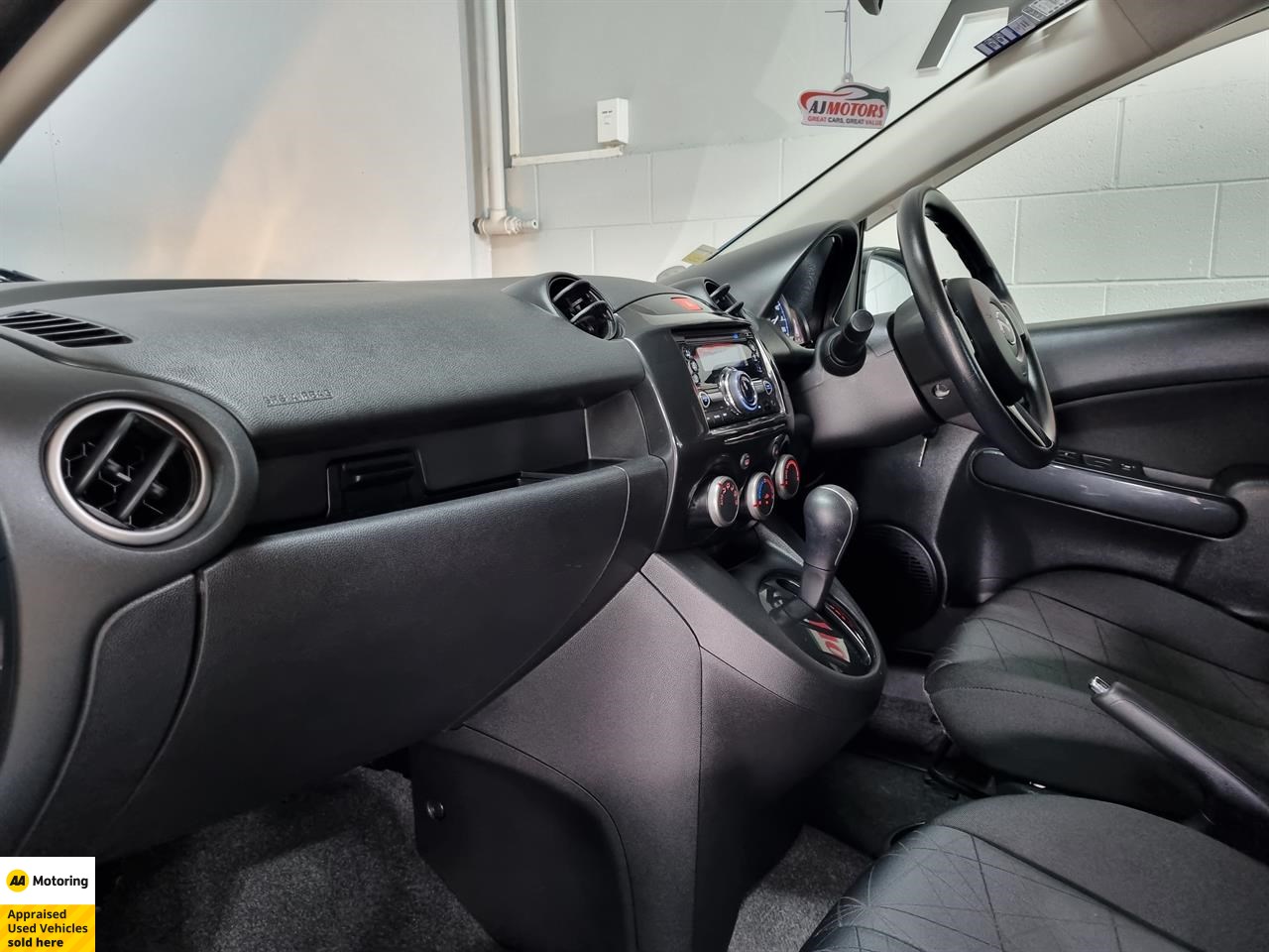 2013 Mazda Demio