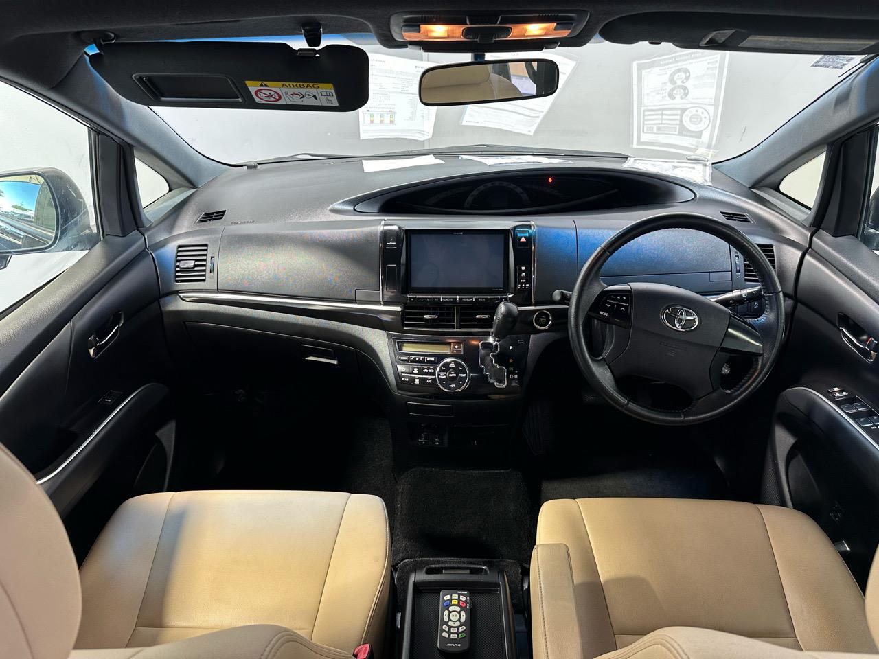 2015 Toyota Estima