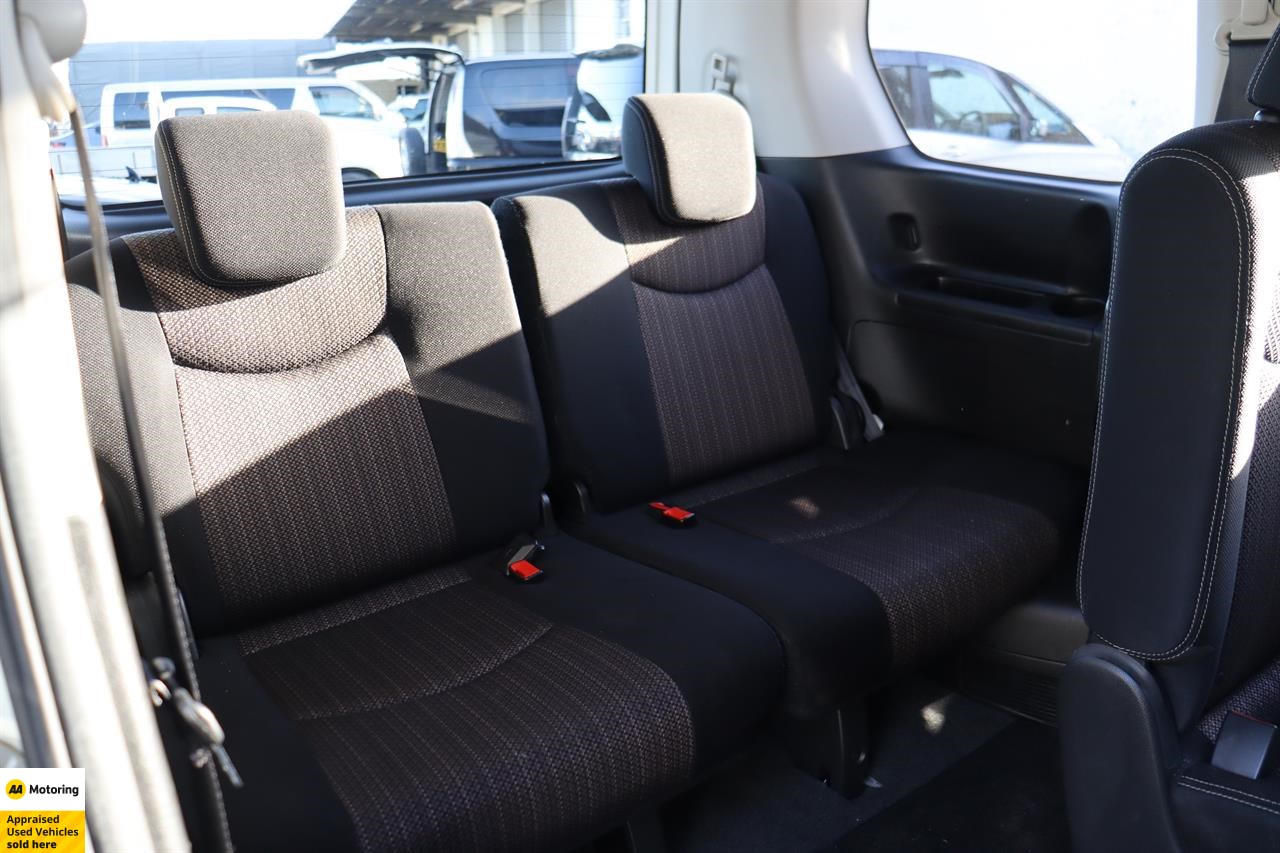 2014 Nissan Serena