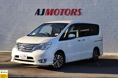 2014 Nissan Serena - Thumbnail