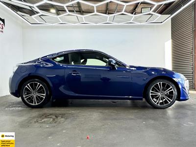 2013 Toyota 86 - Thumbnail