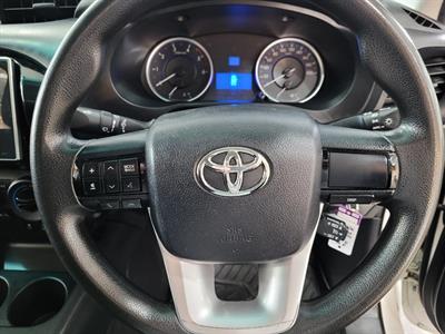 2018 Toyota Hilux - Thumbnail