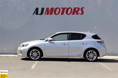 2013 Lexus CT 200h - Thumbnail