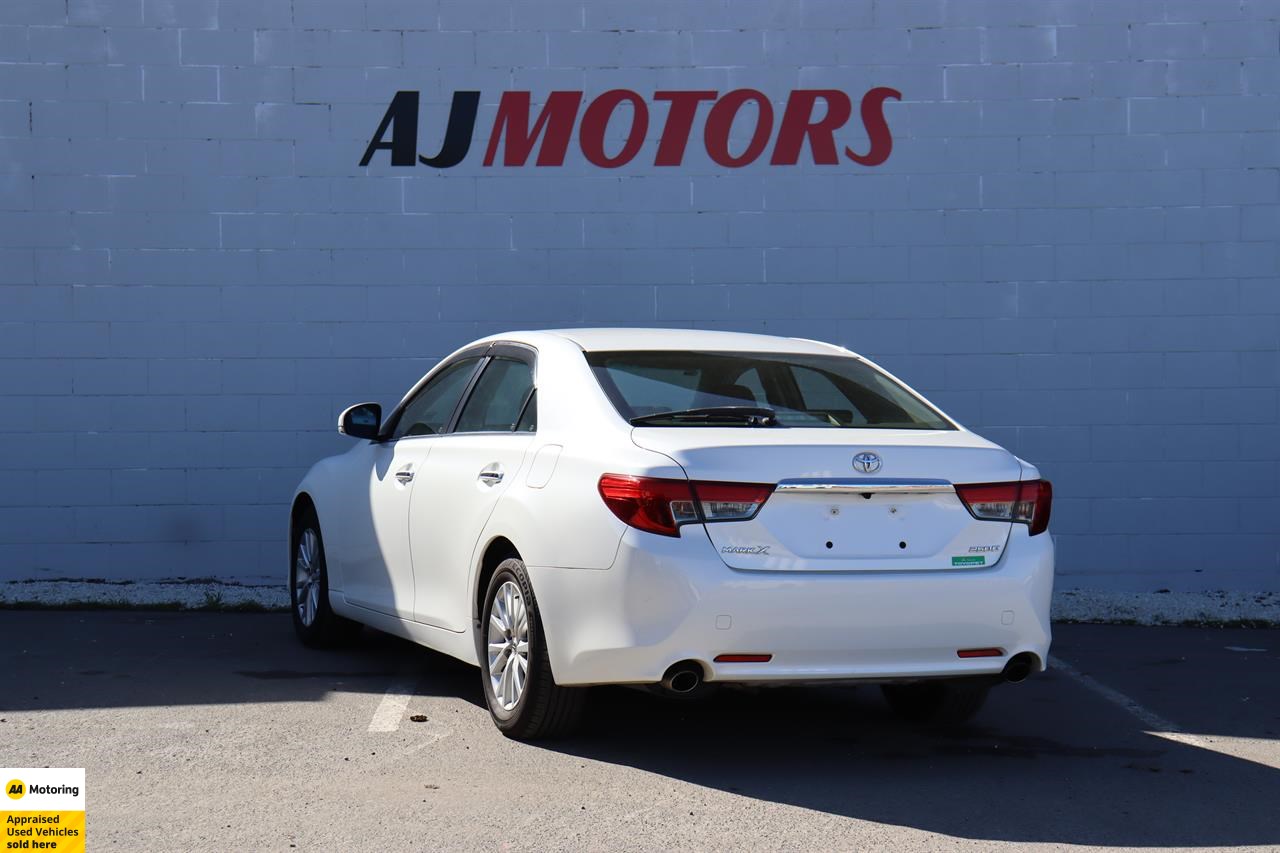 2013 Toyota Mark-X