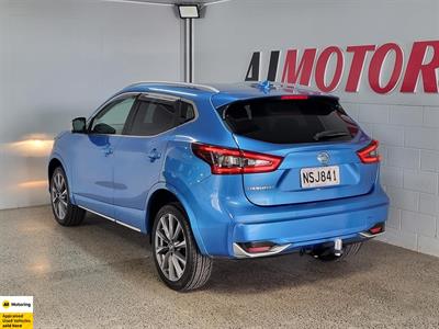 2020 Nissan Qashqai - Thumbnail