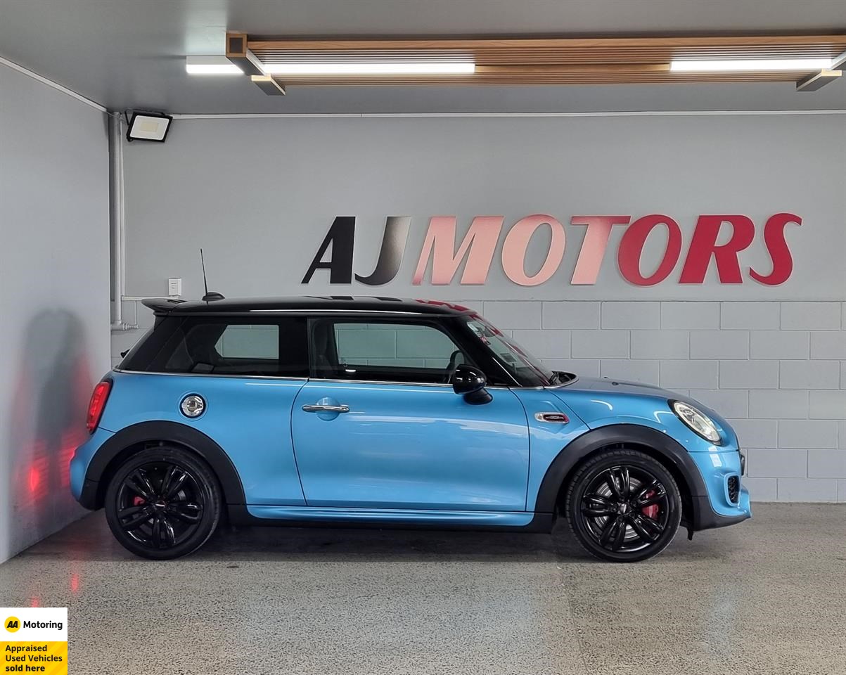 2016 Mini Hatch