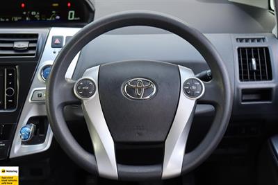 2013 Toyota Prius - Thumbnail