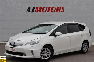 2013 Toyota Prius - Thumbnail