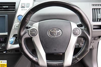 2013 Toyota Prius - Thumbnail