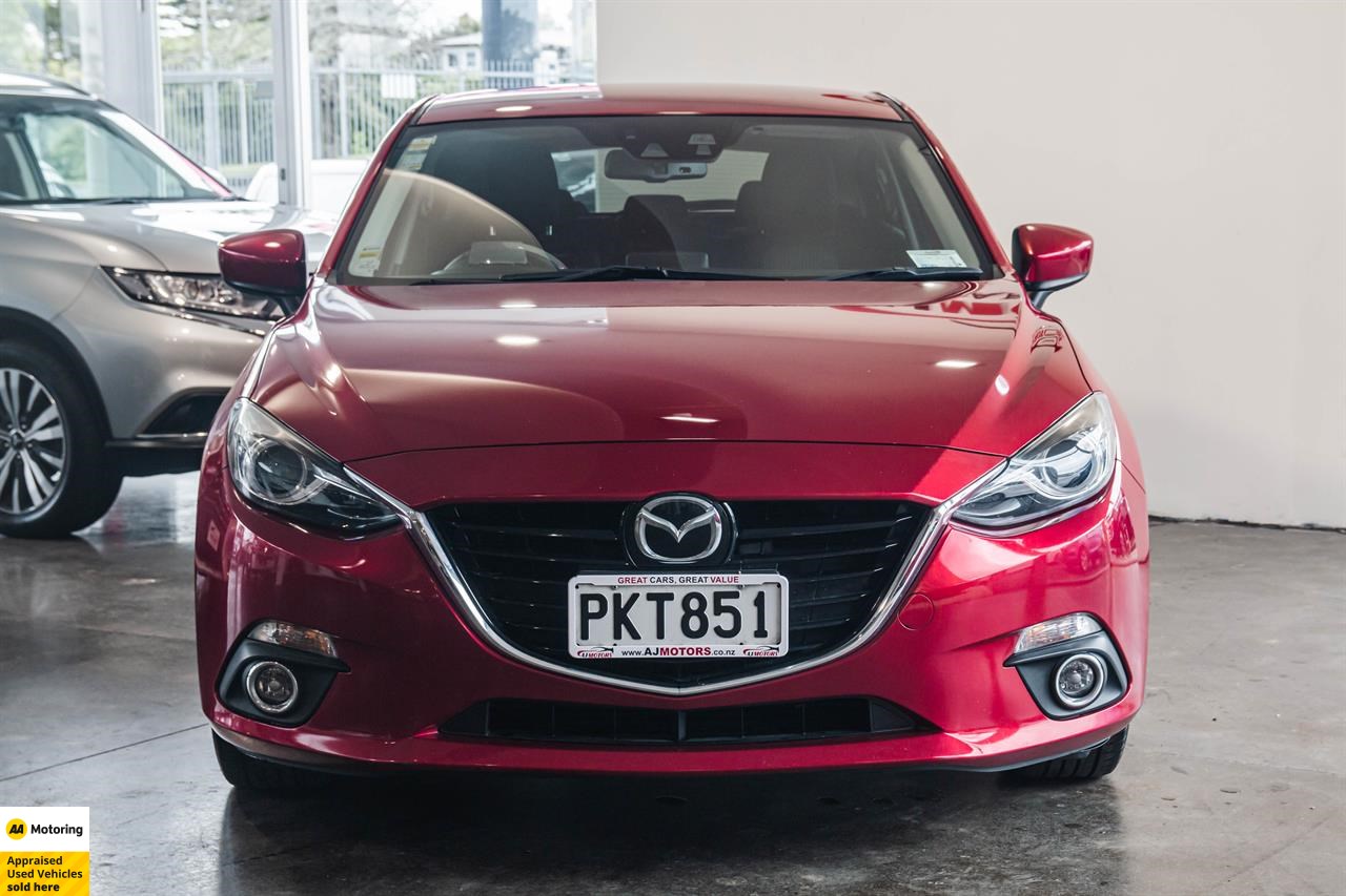 2015 Mazda Axela