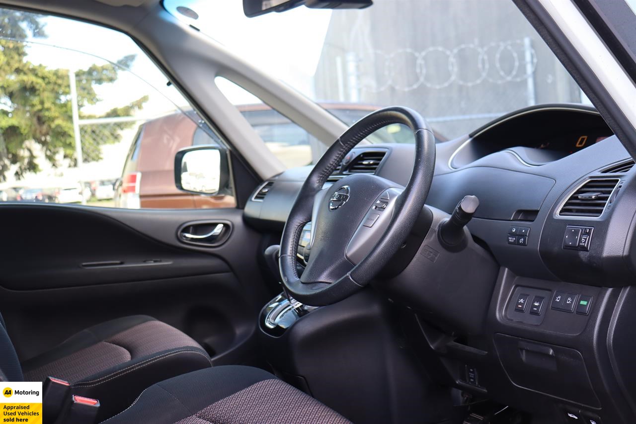 2015 Nissan Serena