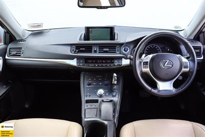 2012 Lexus CT 200h - Thumbnail