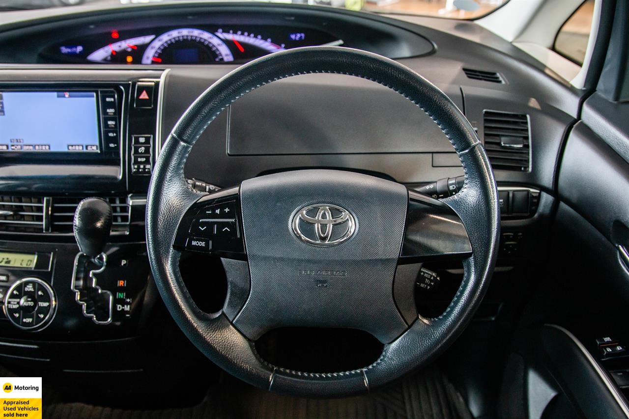 2015 Toyota Estima