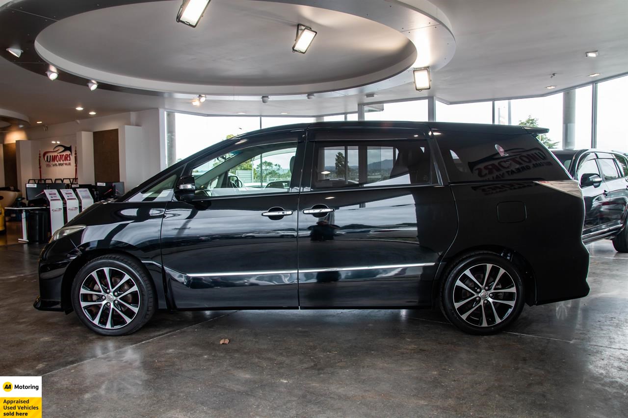 2015 Toyota Estima