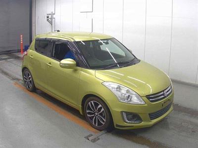 2015 Suzuki Swift - Thumbnail