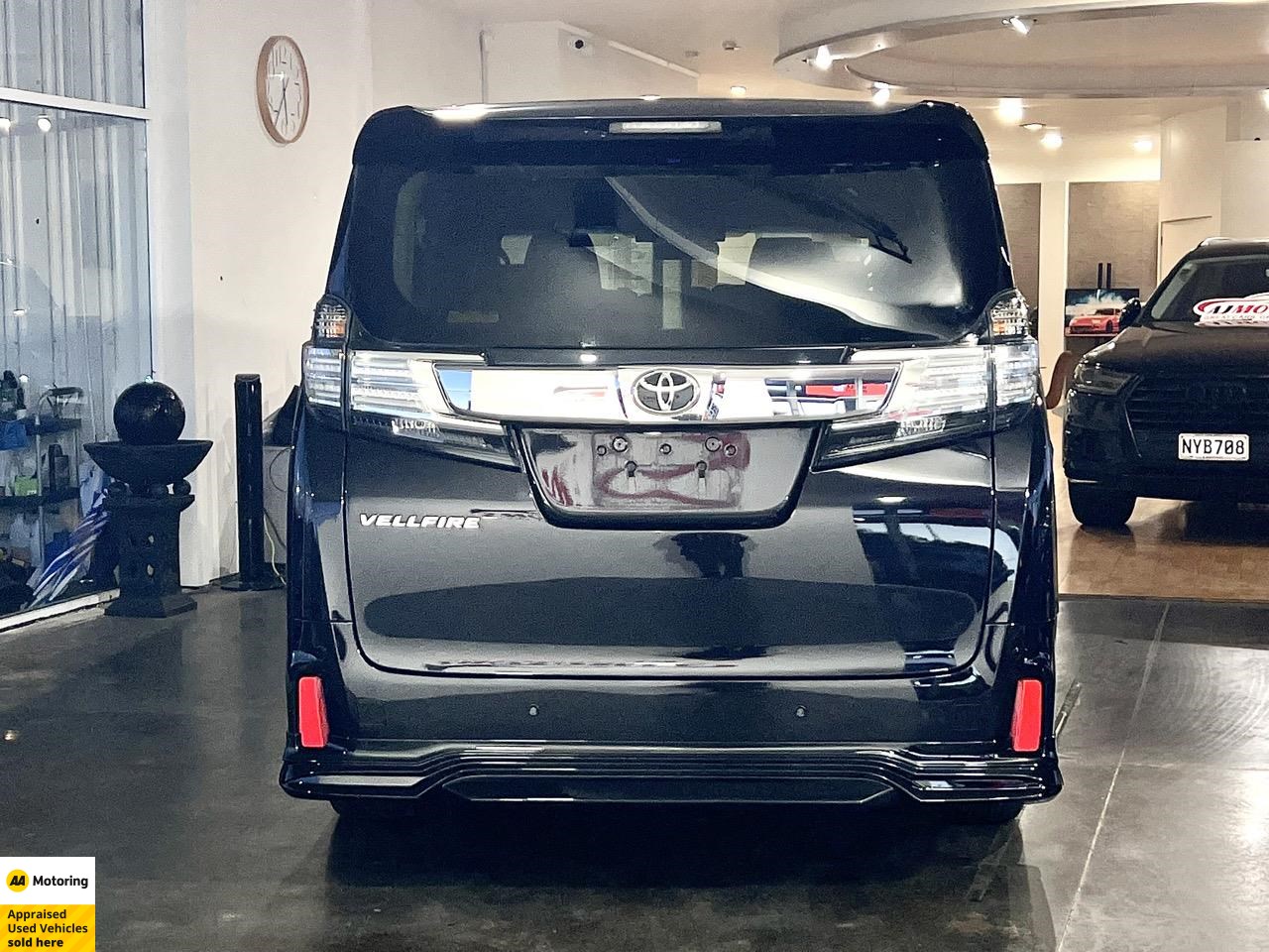 2015 Toyota Vellfire