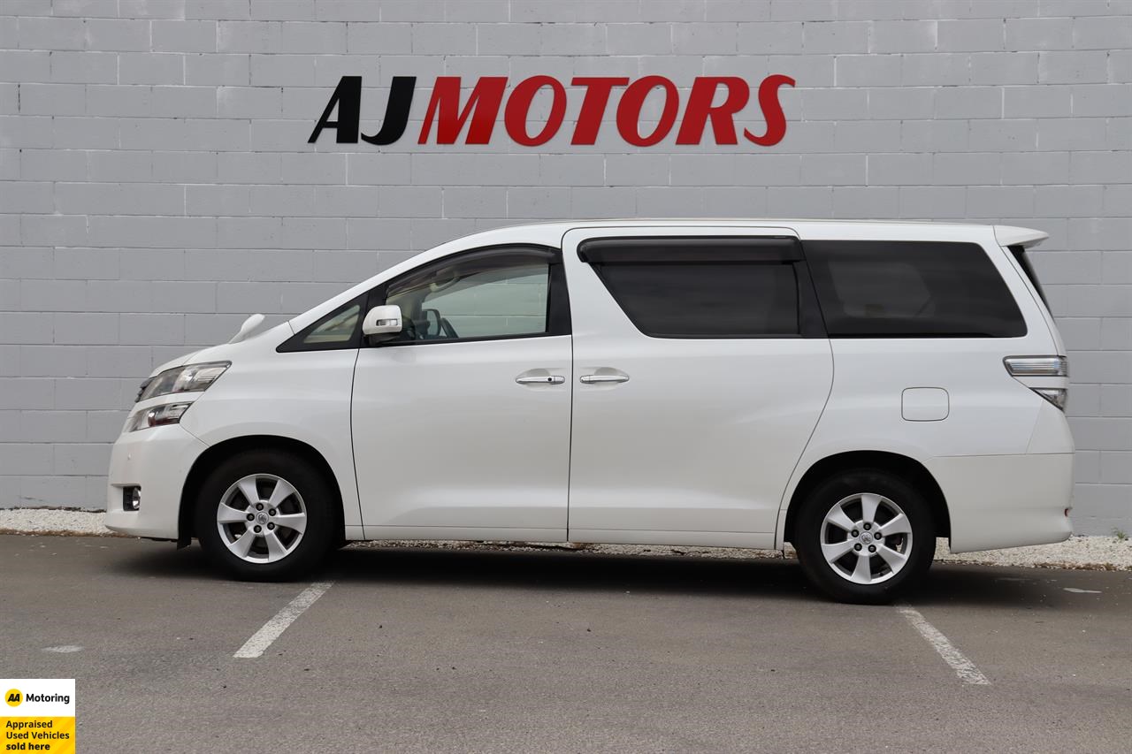 2013 Toyota Vellfire