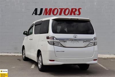 2013 Toyota Vellfire - Thumbnail