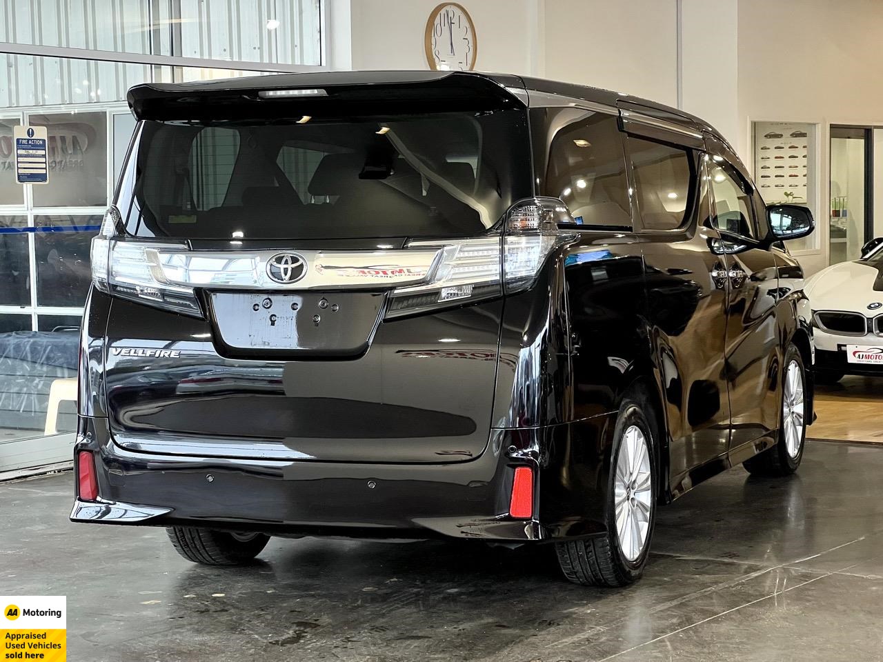 2015 Toyota Vellfire