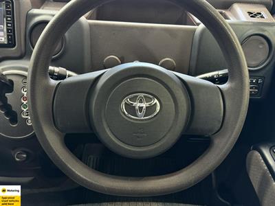 2012 Toyota Spade - Thumbnail