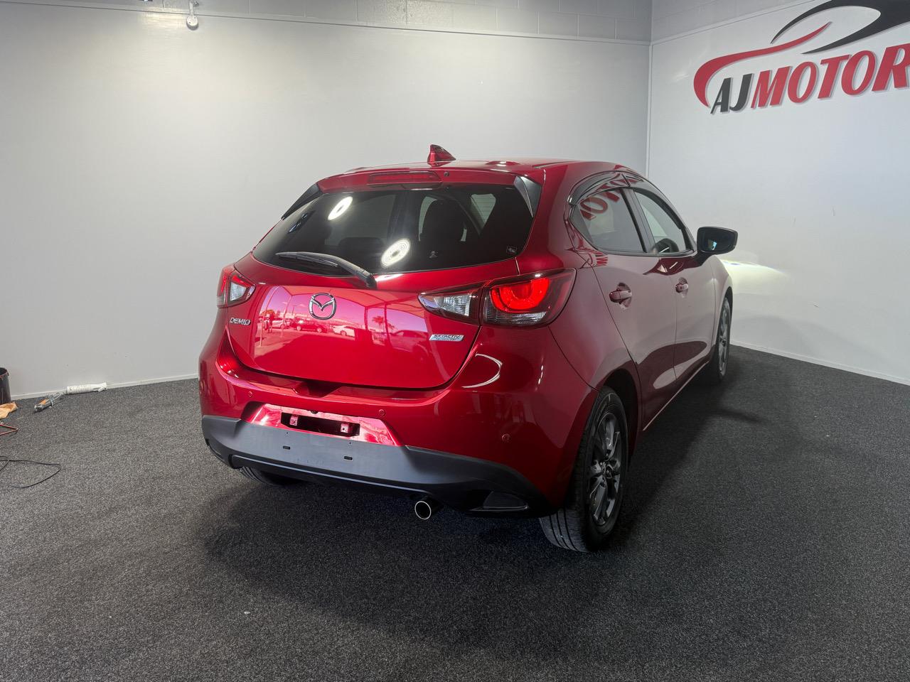 2018 Mazda Demio