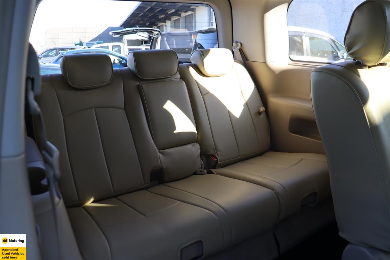 2015 Nissan Elgrand