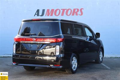 2015 Nissan Elgrand - Thumbnail