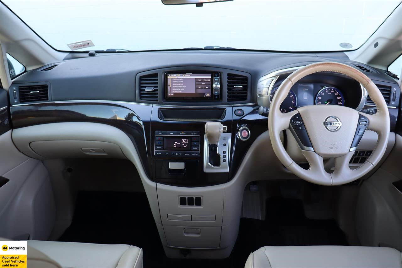 2015 Nissan Elgrand