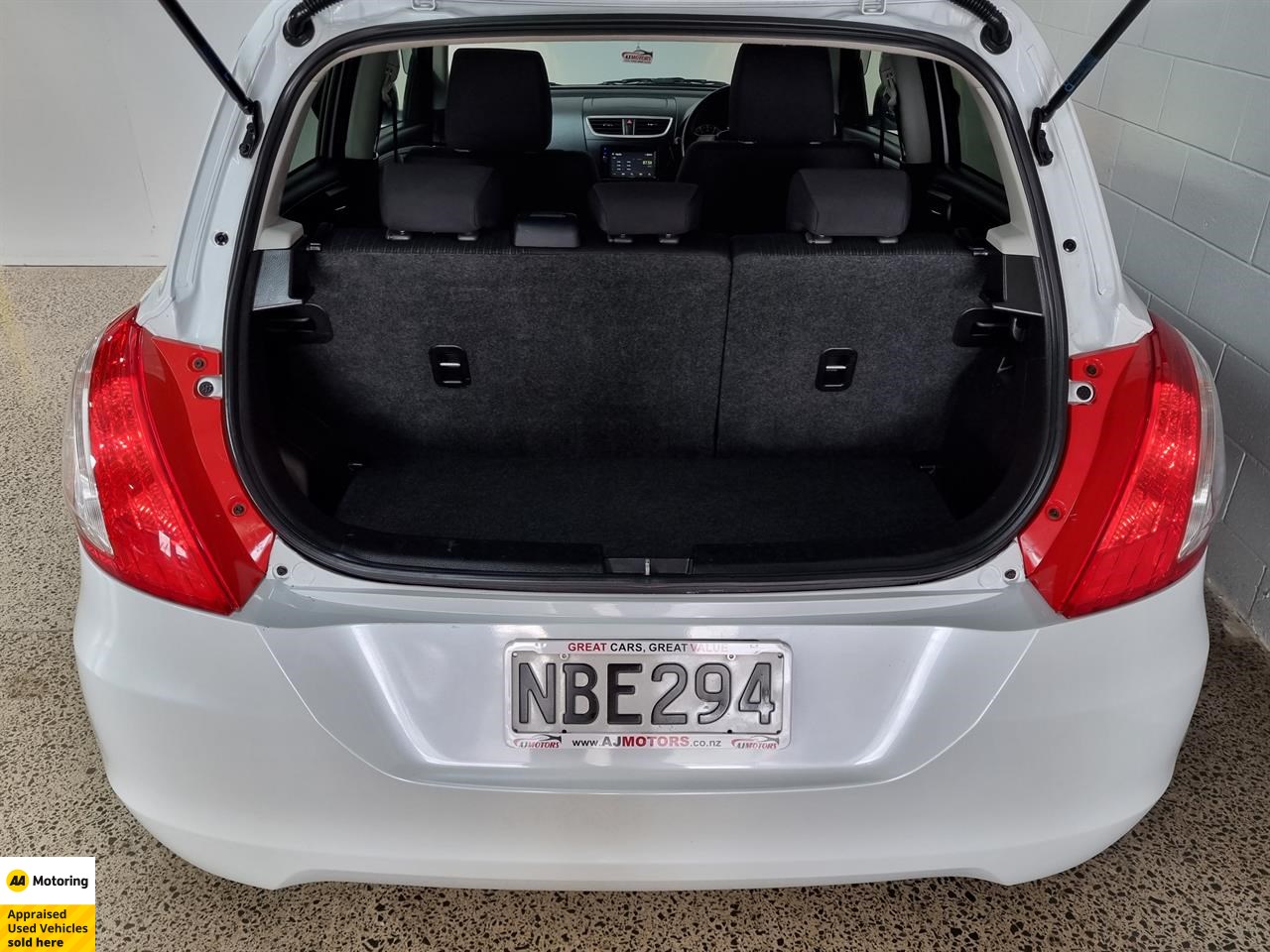 2014 Suzuki Swift