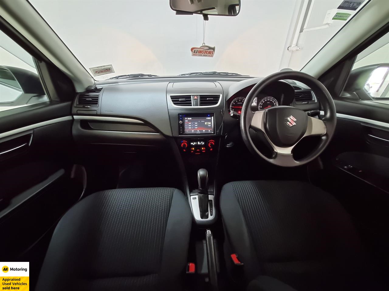 2014 Suzuki Swift