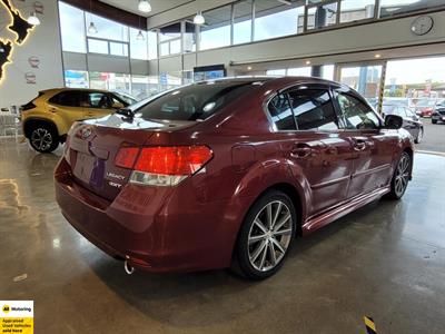 2012 Subaru Legacy - Thumbnail