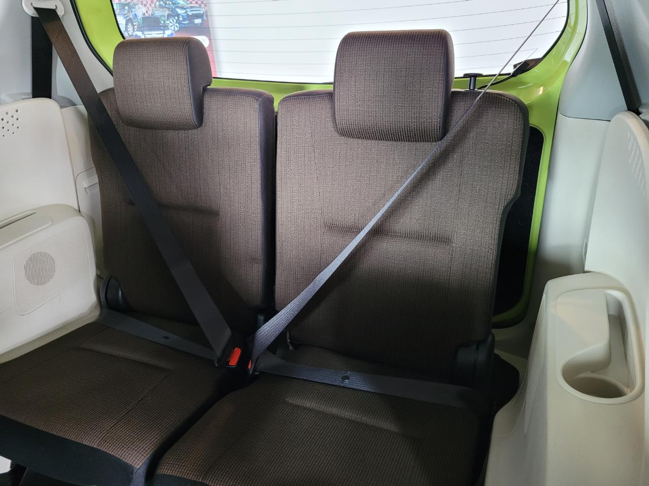 2015 Toyota Sienta