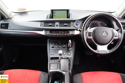 2011 Lexus CT 200h - Thumbnail