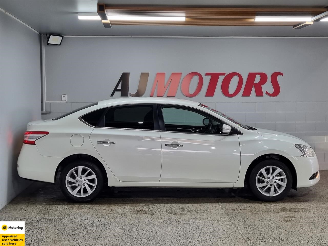 2013 Nissan Bluebird