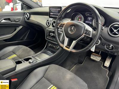 2013 Mercedes-Benz CLA 250 - Thumbnail