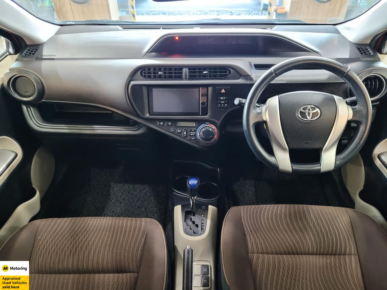 2013 Toyota Aqua