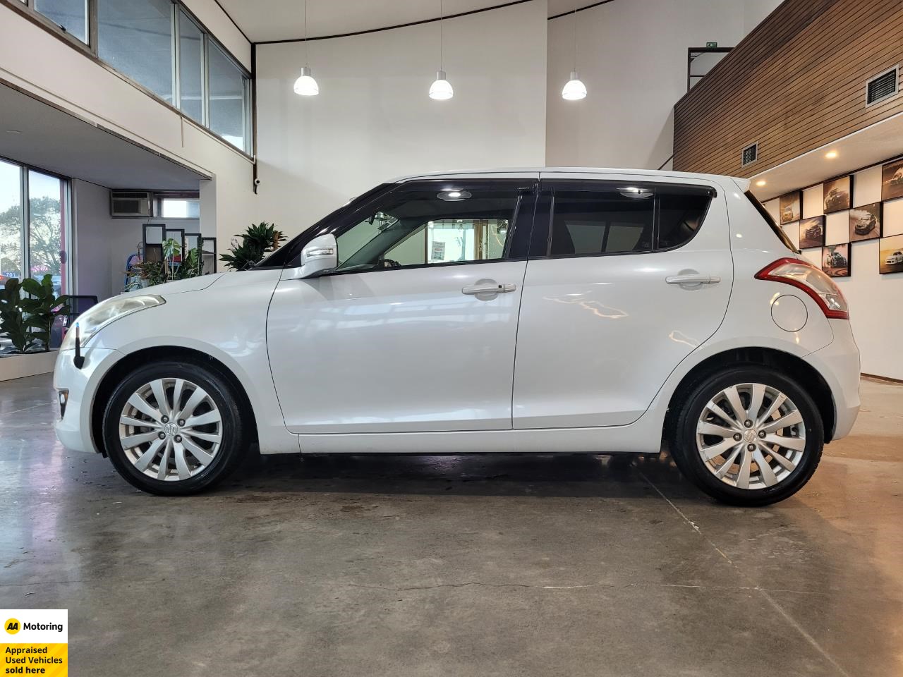 2010 Suzuki Swift