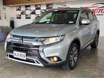 2021 Mitsubishi Outlander - Thumbnail