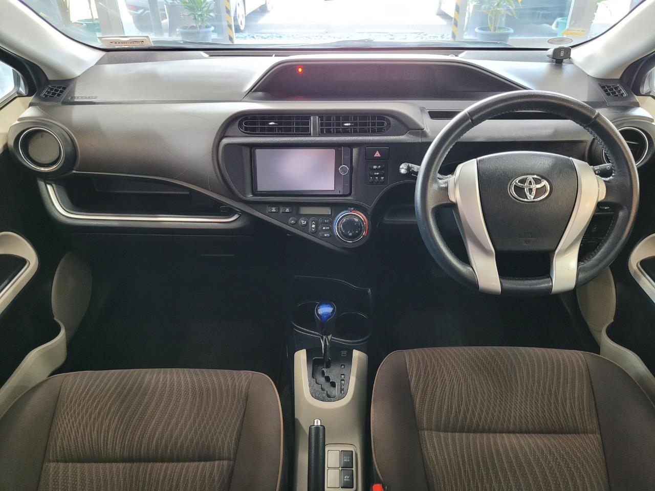 2013 Toyota Aqua