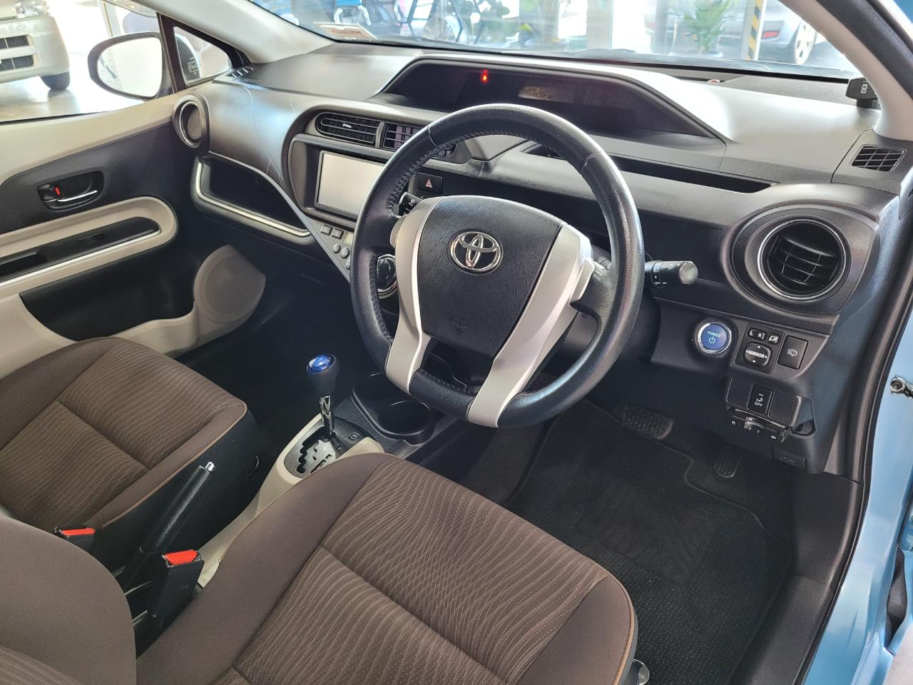 2013 Toyota Aqua