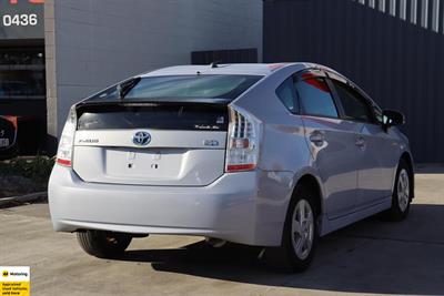 2009 Toyota Prius - Thumbnail