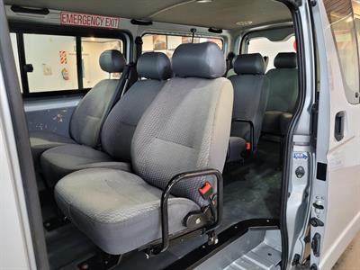 2013 Toyota Hiace - Thumbnail