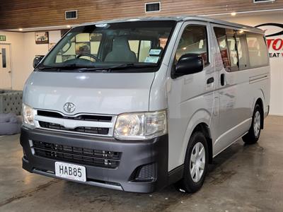 2013 Toyota Hiace - Thumbnail