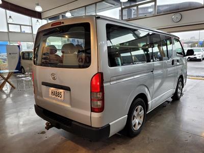 2013 Toyota Hiace - Thumbnail