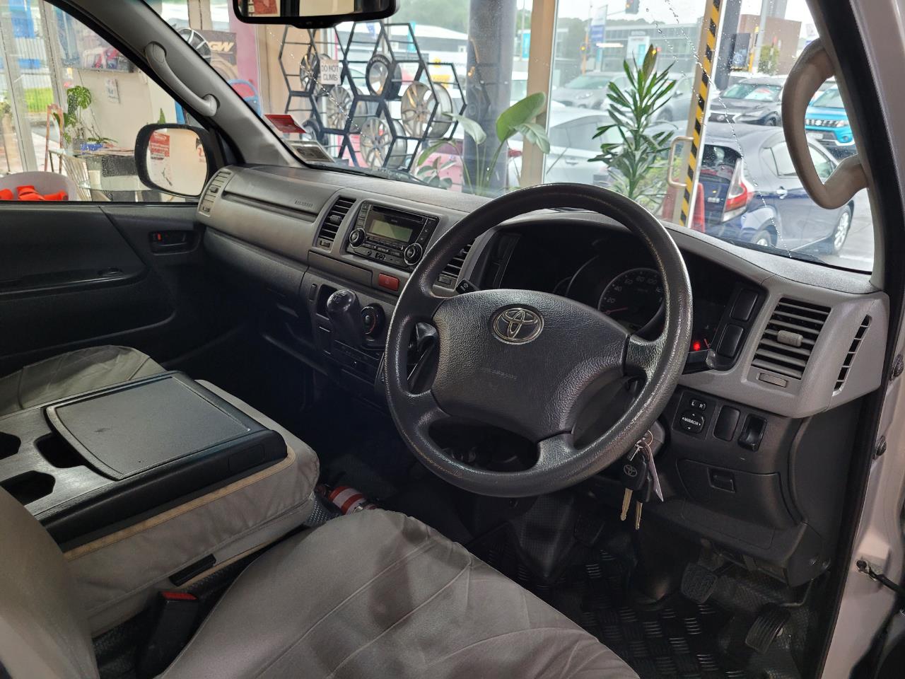 2013 Toyota Hiace