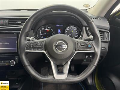 2017 Nissan X-Trail - Thumbnail