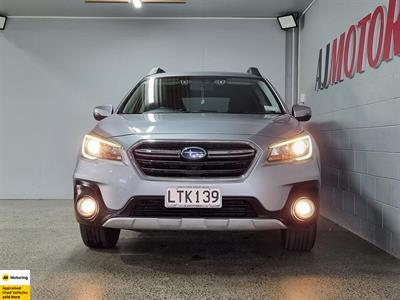 2018 Subaru Outback - Thumbnail