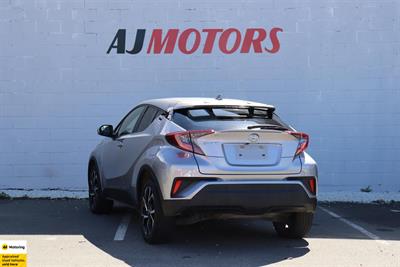 2019 Toyota C-HR - Thumbnail